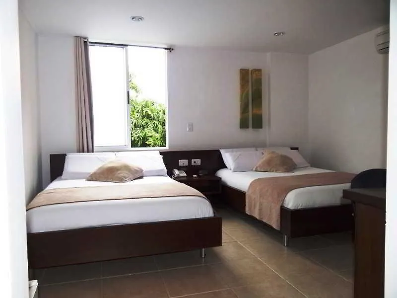 Greenview Medellin By St Hoteles 4*,