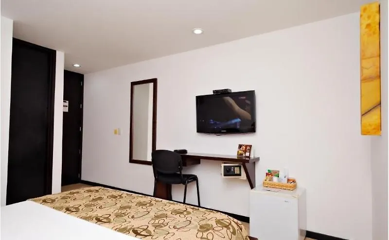 Greenview Medellin By St Hoteles